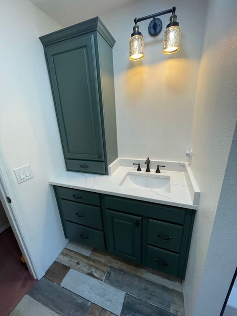 Traditional vanity