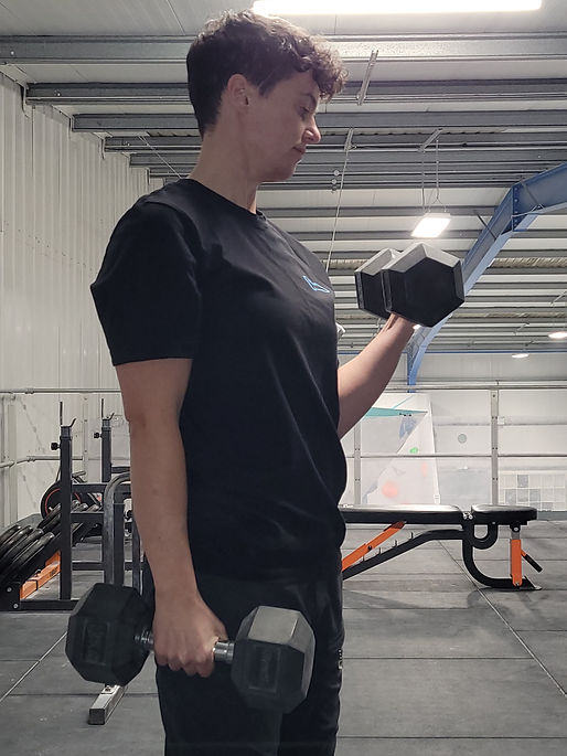 Bicep curl photo 1.jpg