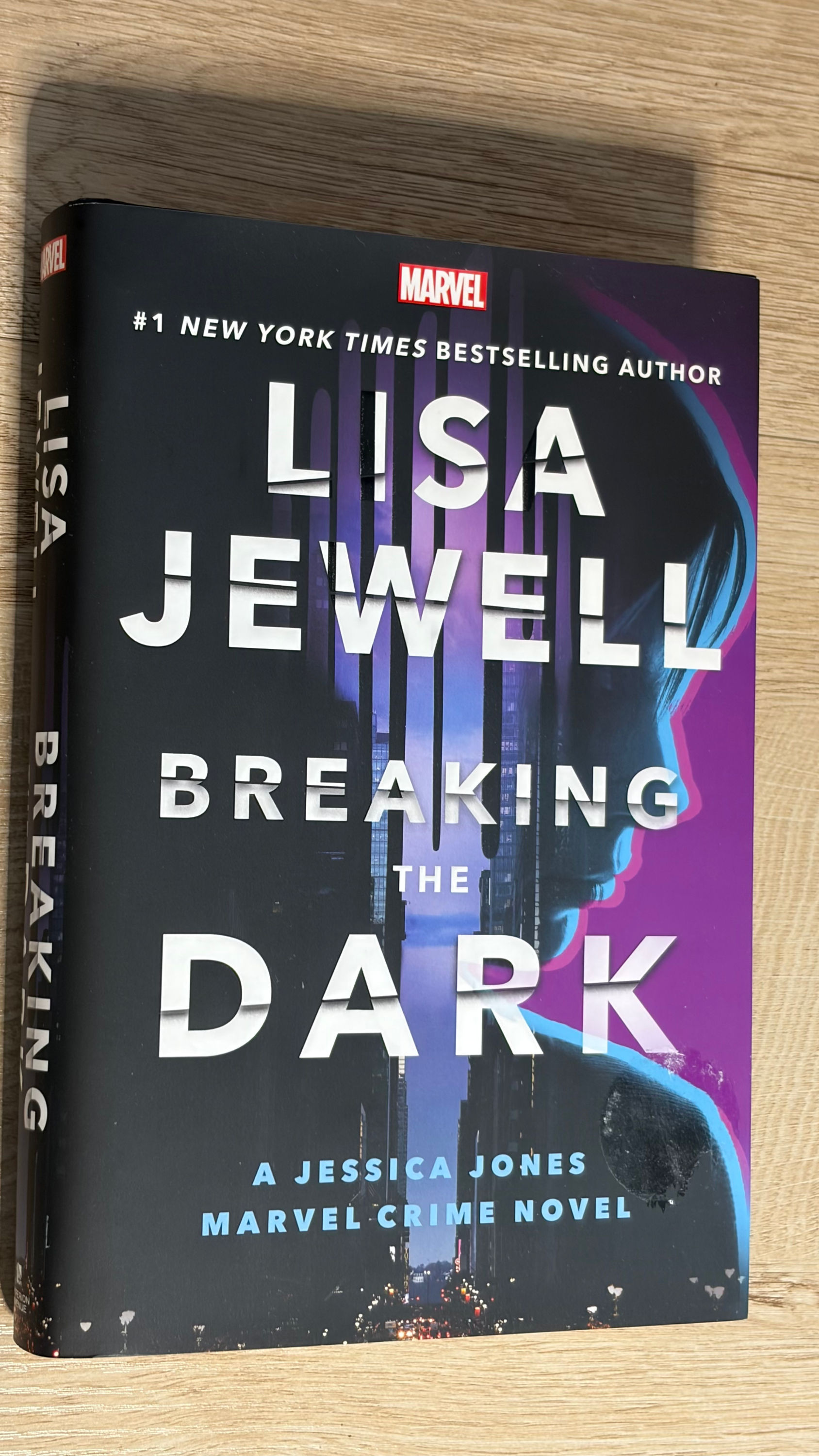 Breaking the Dark book cover by Lisa Jewell