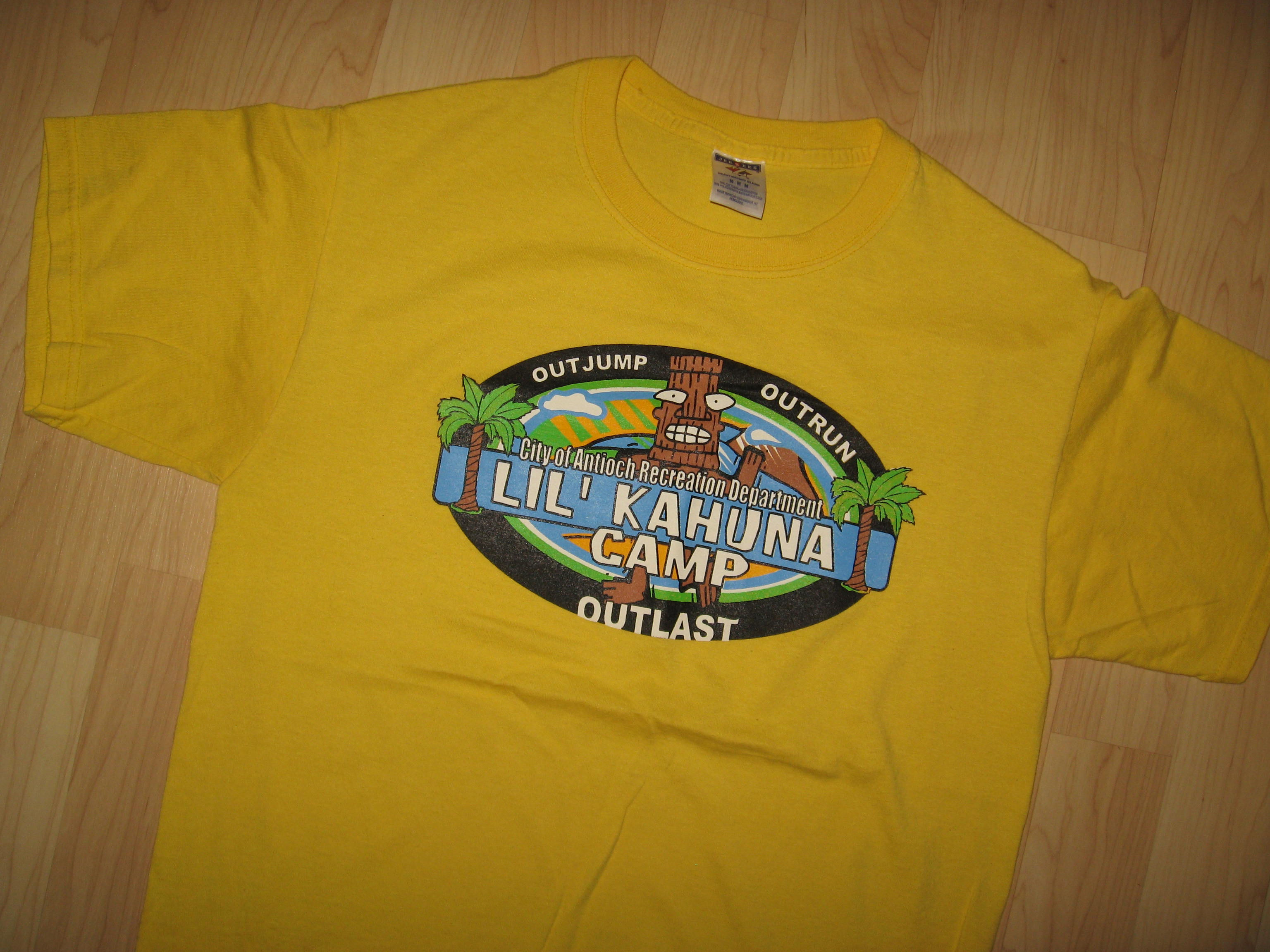 Antioch California Kahuna Tiki Camp Tee - Medium
