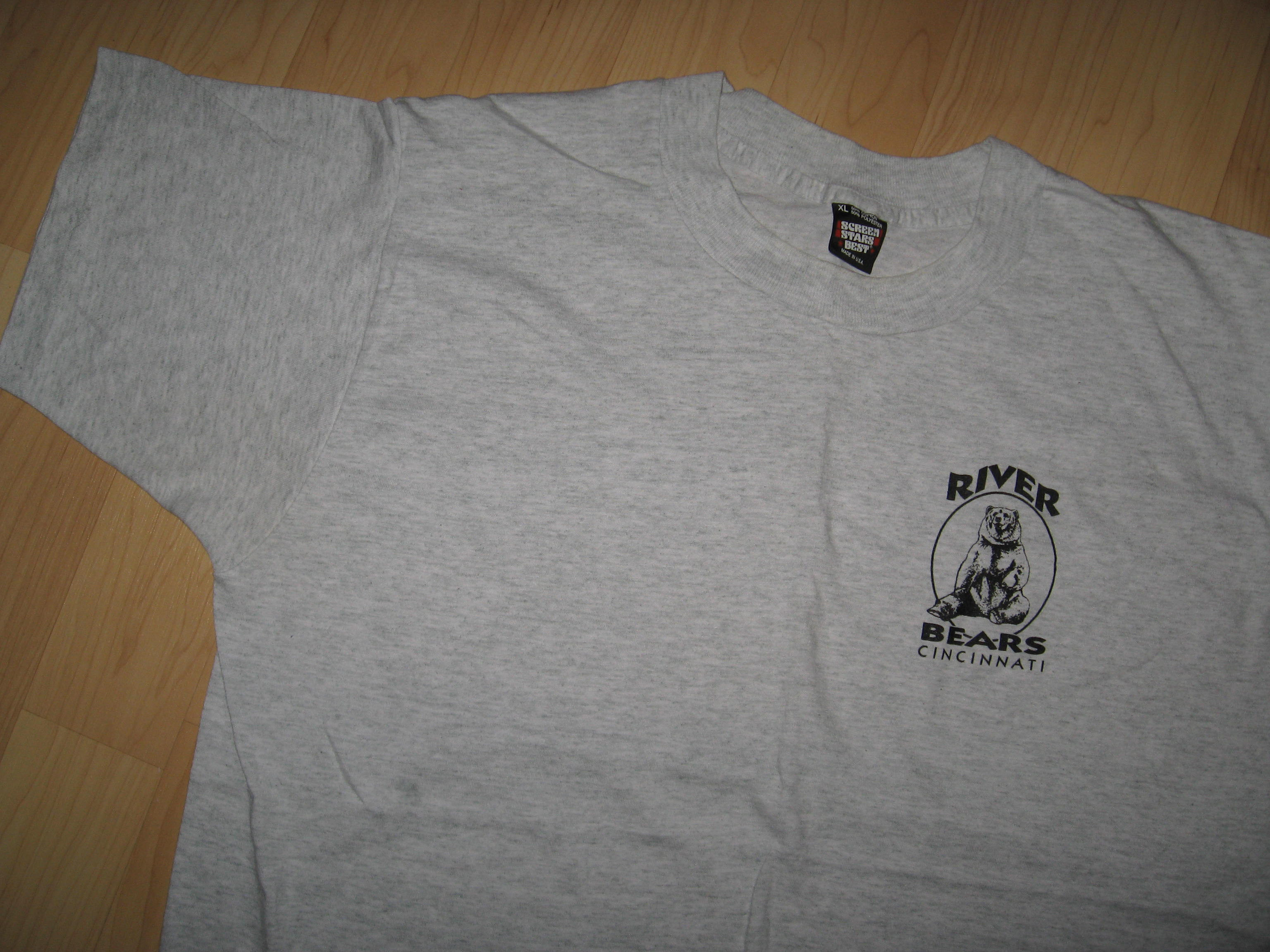 Cincinnati River Bears Gay LGBT 1990's Tee - XL