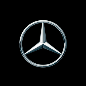 MERCEDES BENZ - OPENING DOORS