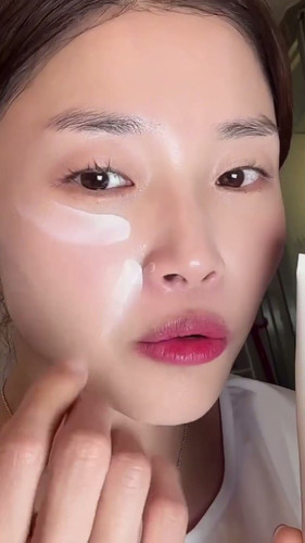 Pharmesthetics Conapidil Cemenzal Light 贵妇面霜-100ml | Kosmomo