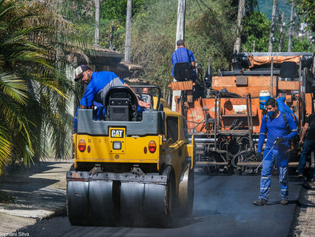 Ruas de Japuíba começam a receber pavimentação do Governo do Estado
