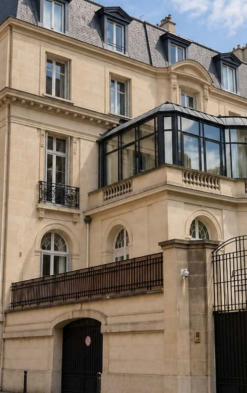01_facade.jpg