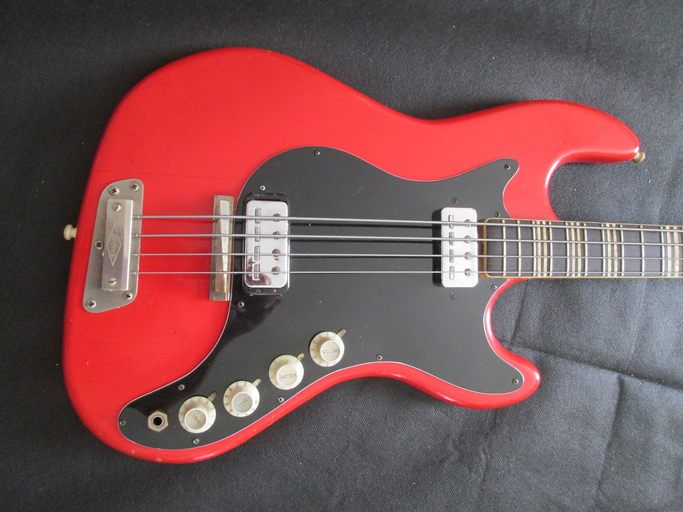 Hofner Artist bass