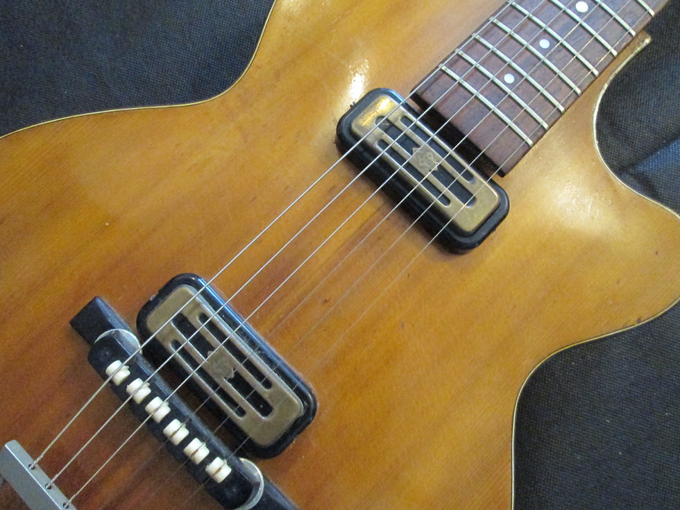 Thumbnail: Hofner Club 50 - 1961