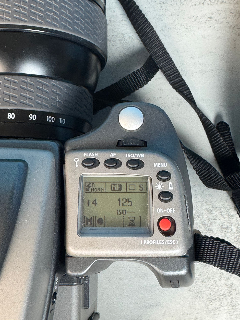 Thumbnail: Hasselblad H4D 60 w/50-110mm extra battery 