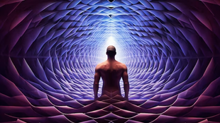 La Alquimia Interior Humana: Transformando el Plomo de la Existencia en Oro del Ser