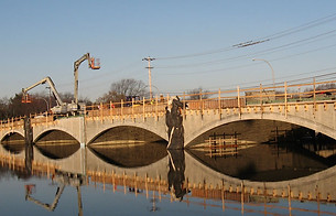 Construction on Warren Bridge No. 124