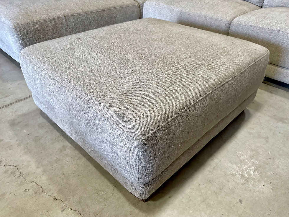 Thumbnail: Raylin Fabric Sectional with Ottoman, Tan