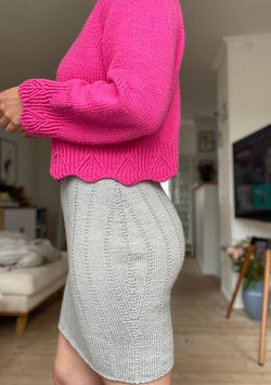 #KissMyTulipsSweater
