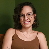 Foto da massoterapeuta Fernanda Faustino