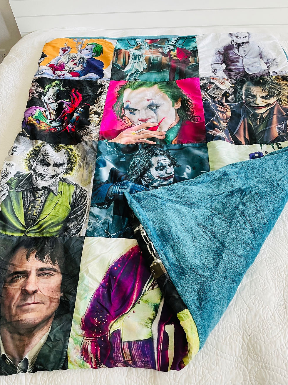 Thumbnail: Joker Fleece Throw Blanket