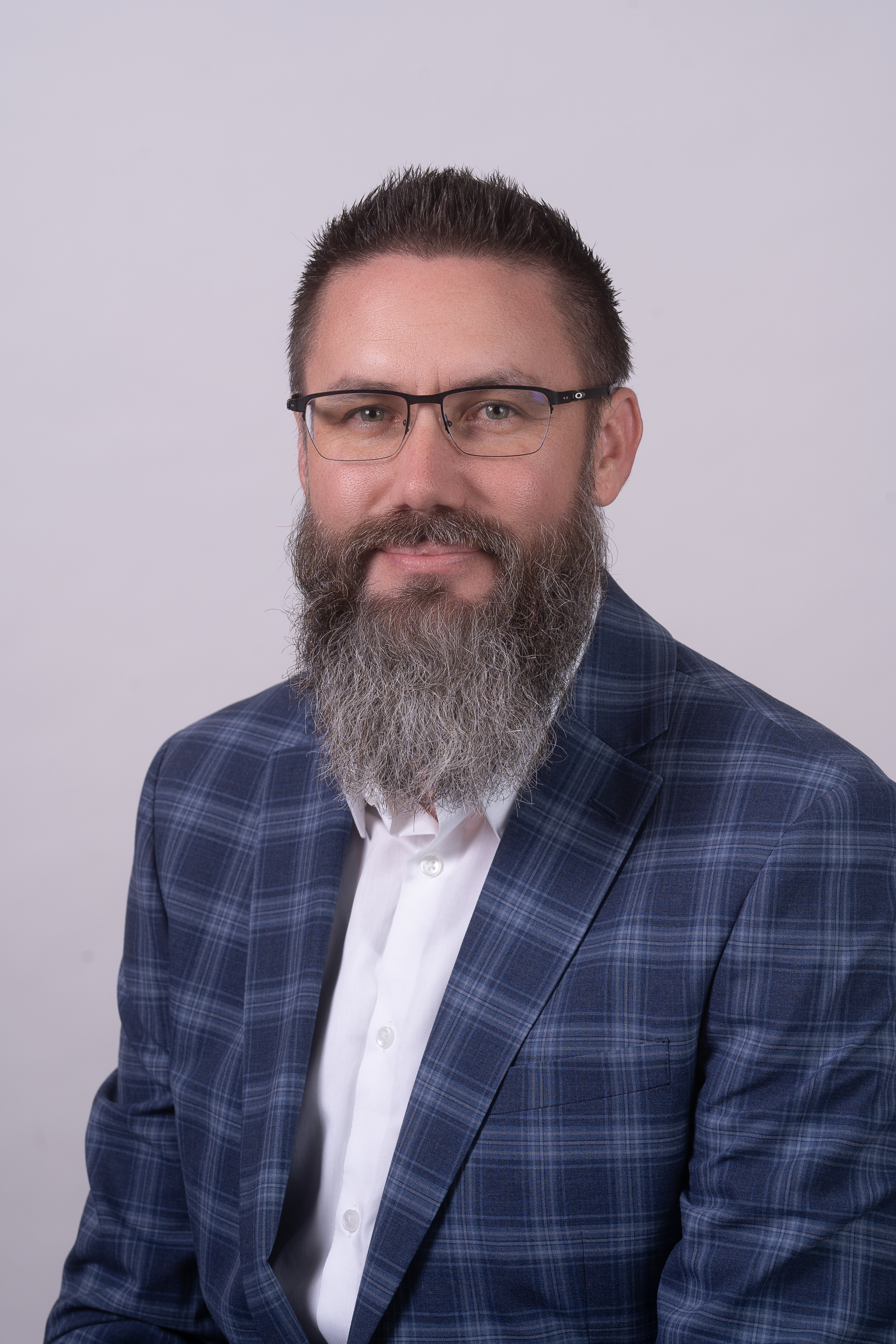 Rees Headshot 2023 Leadership Conference.jpg