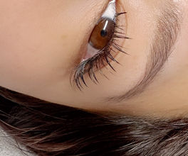 ロッテルダム ボリュームマツエク 軽い 違和感なし 高持続 日本人アイリスト