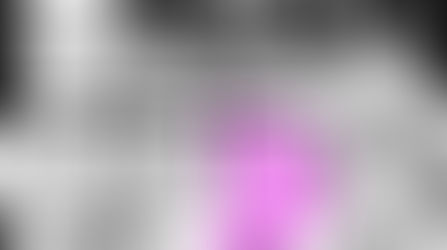 Amiga, locutora de television, enfermera