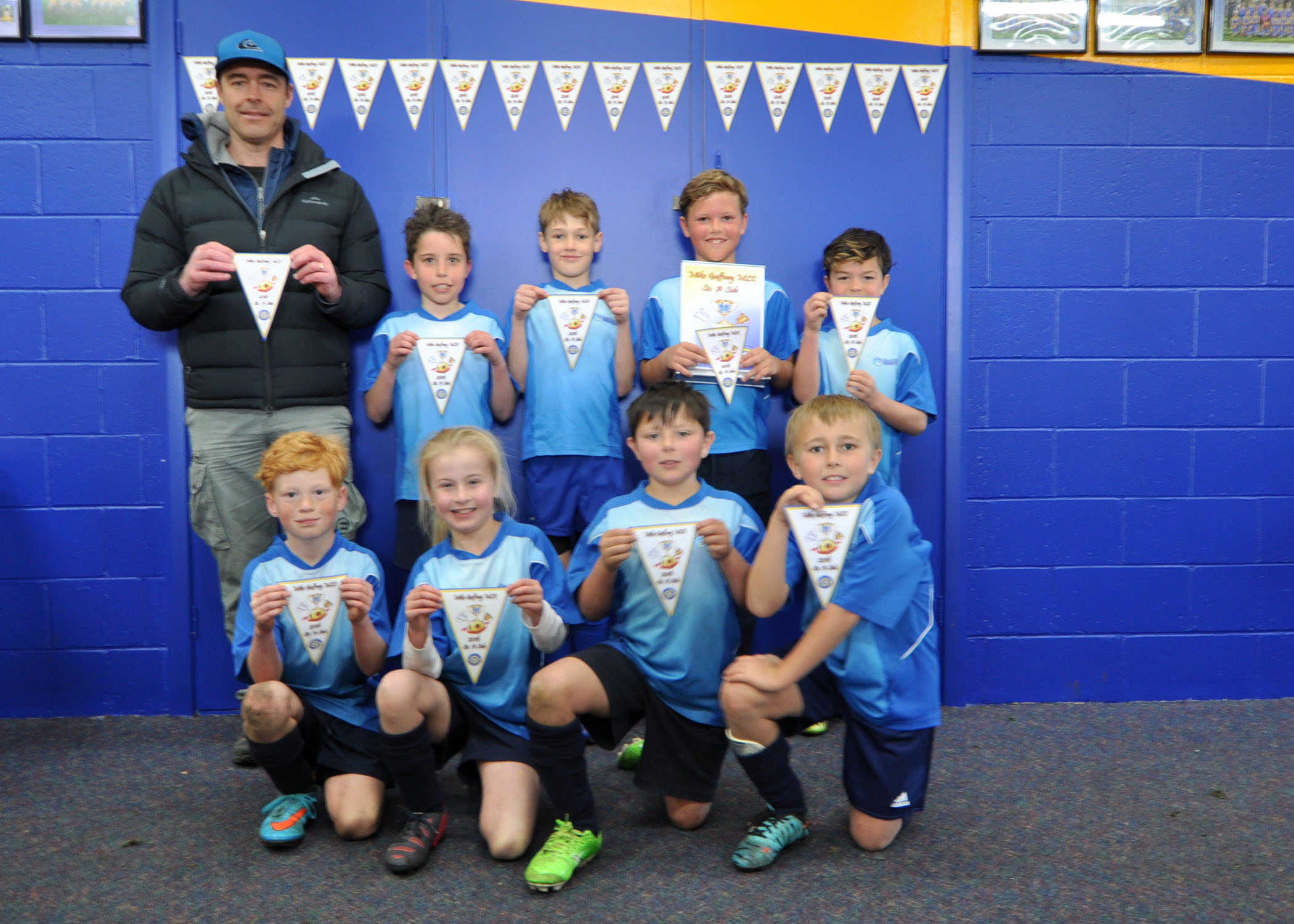 8 - 2016 Six A Side