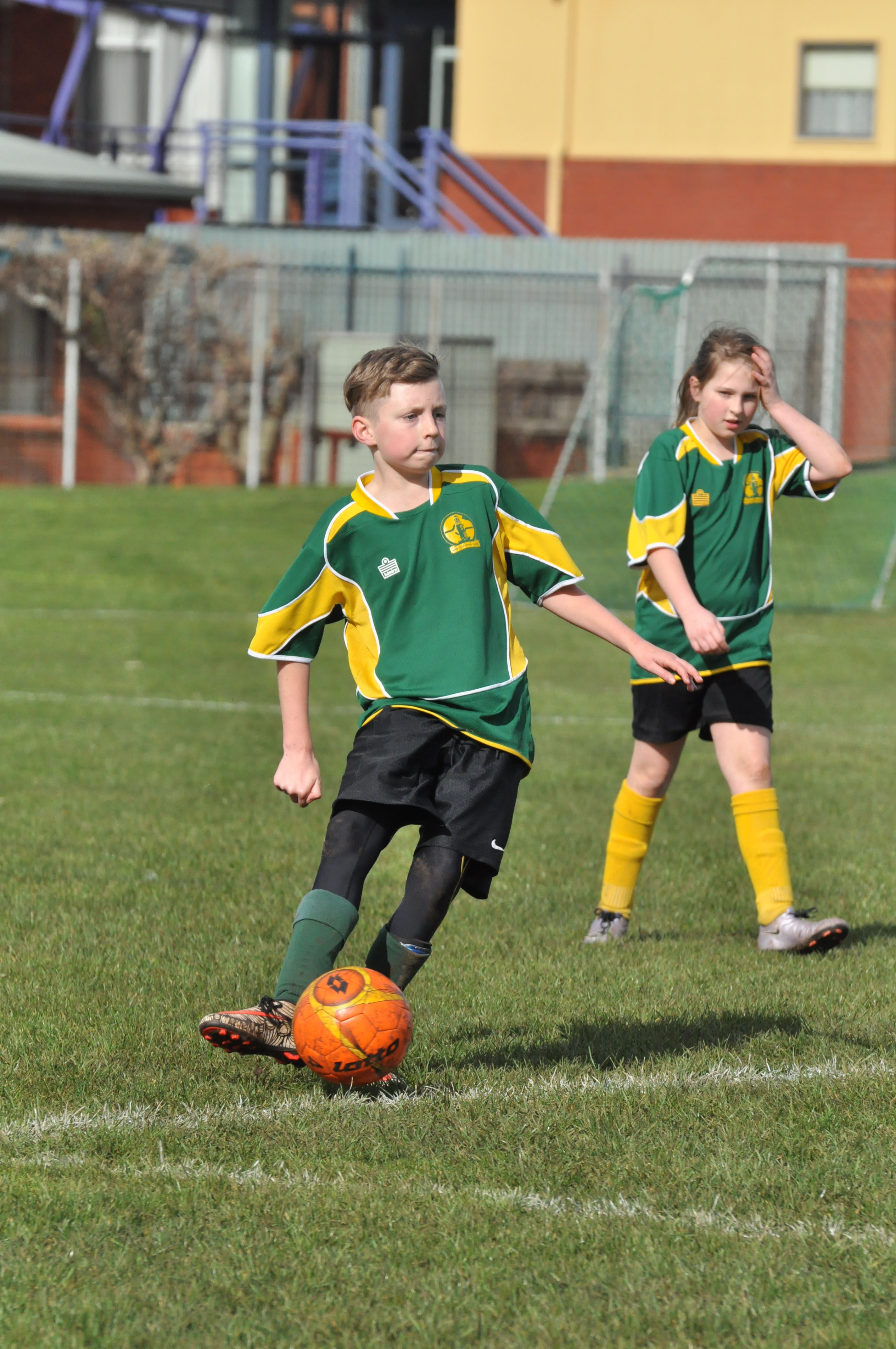 102 - 2016 Six A Side