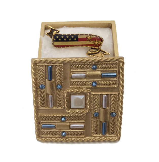 "Proud to Be An American" Pin