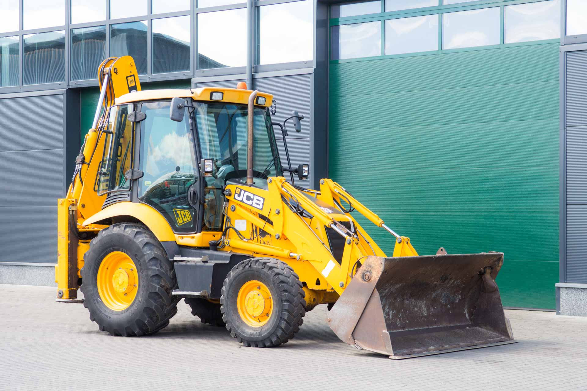 Экскаватор-погрузчик JCB 3CX