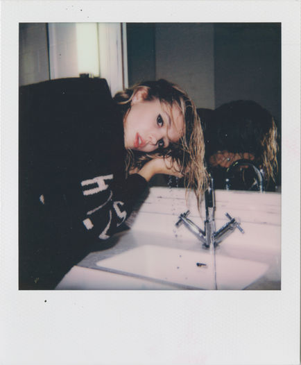 polaroid_09.jpeg