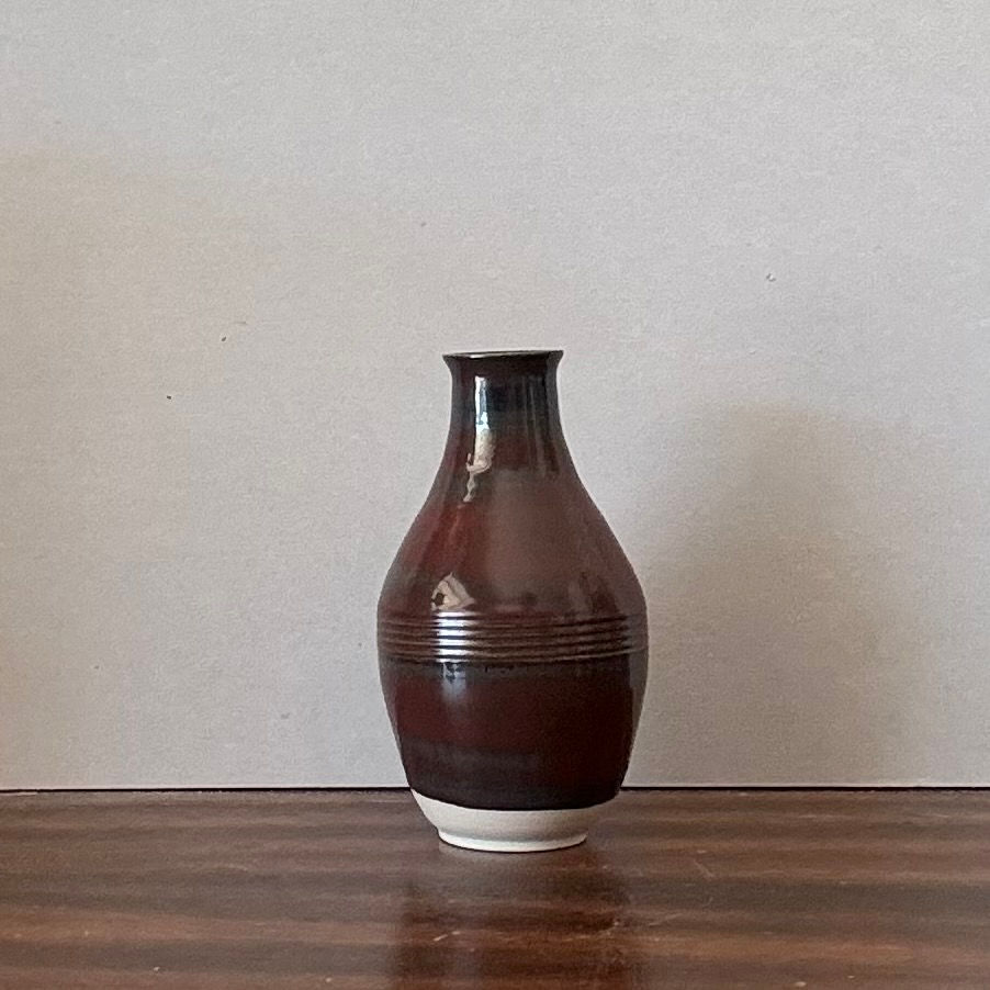 Thumbnail: Vase in Ancient Jasper