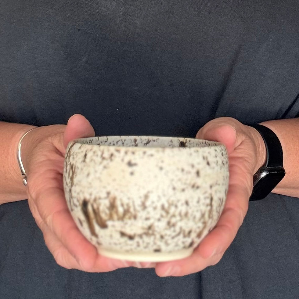 Thumbnail: Bowl Set in Quail Egg