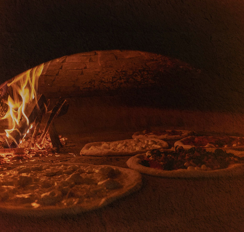 Via Tevere Woodfire Pizza Oven Background Image