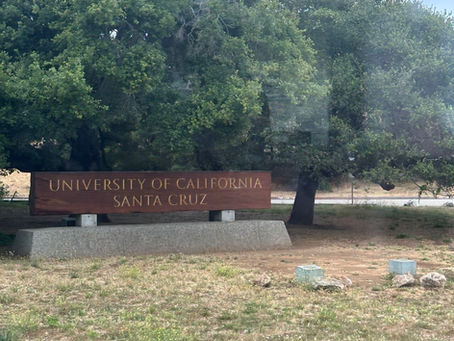 Sign for "University of California Santa Cruz"