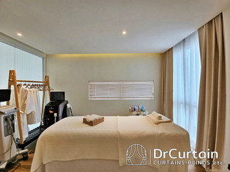 ผ้าม่าน ผ้าม่านทึบ ผ้าม่านโปร่ง มู่ลี่ไม้ Beauty Clinic @Ekkamai