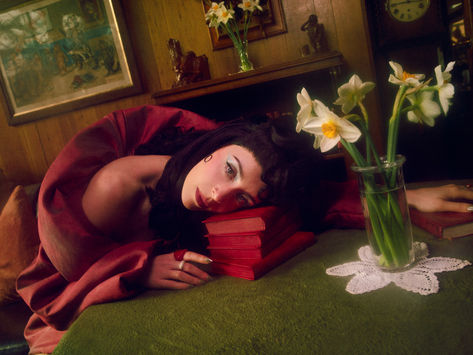 Lola Wild rides into a psychedelic western romance on ‘Bonnie & Clyde’