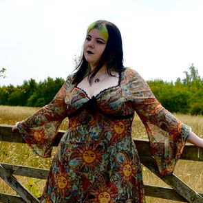 Shannon Darcy turns family hurt into strength on new single ‘Treasures and Gold’