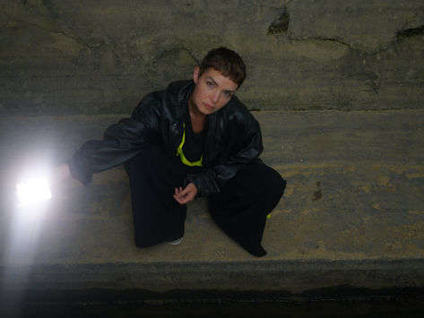 Nównøis turns 'Incomplete' into a midnight confession