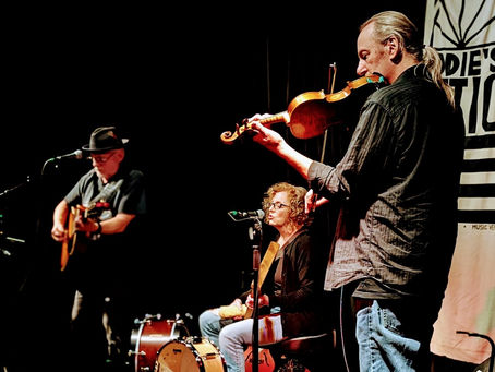 Blackfoot Daisy - 'Stretch My Plum'