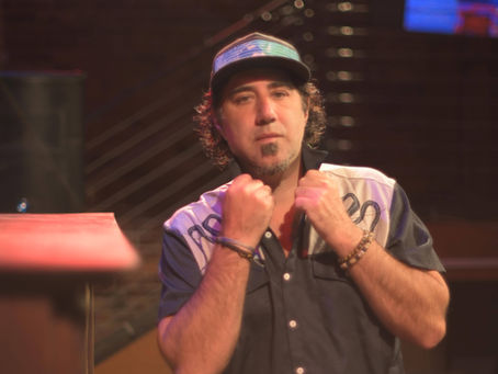 Ari Joshua's 'Blurry Face' is a psychedelic jazz drift that feels like a daydream in motion