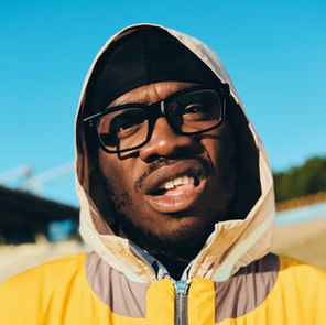 Master Peace teams up with Thomas Day on explosive new single 'Love Hate'