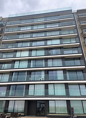 Voorgevel appartement Springvloed met prachtig zeezicht