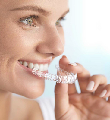 clear-aligners-london-bank_edited.png