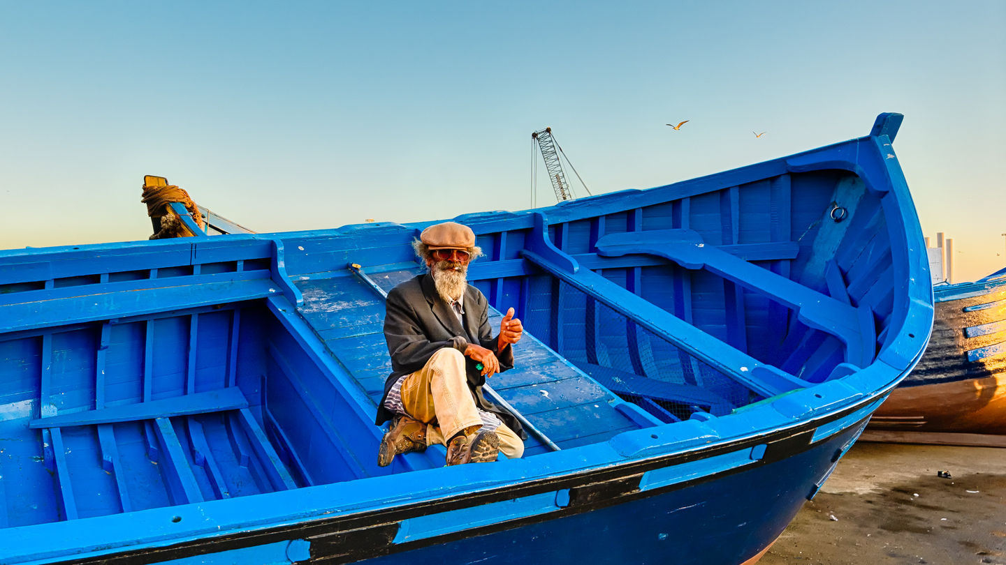 morocco-essaouira-fisherman.jpg