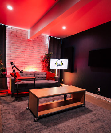 POD ONE Podcasting Room