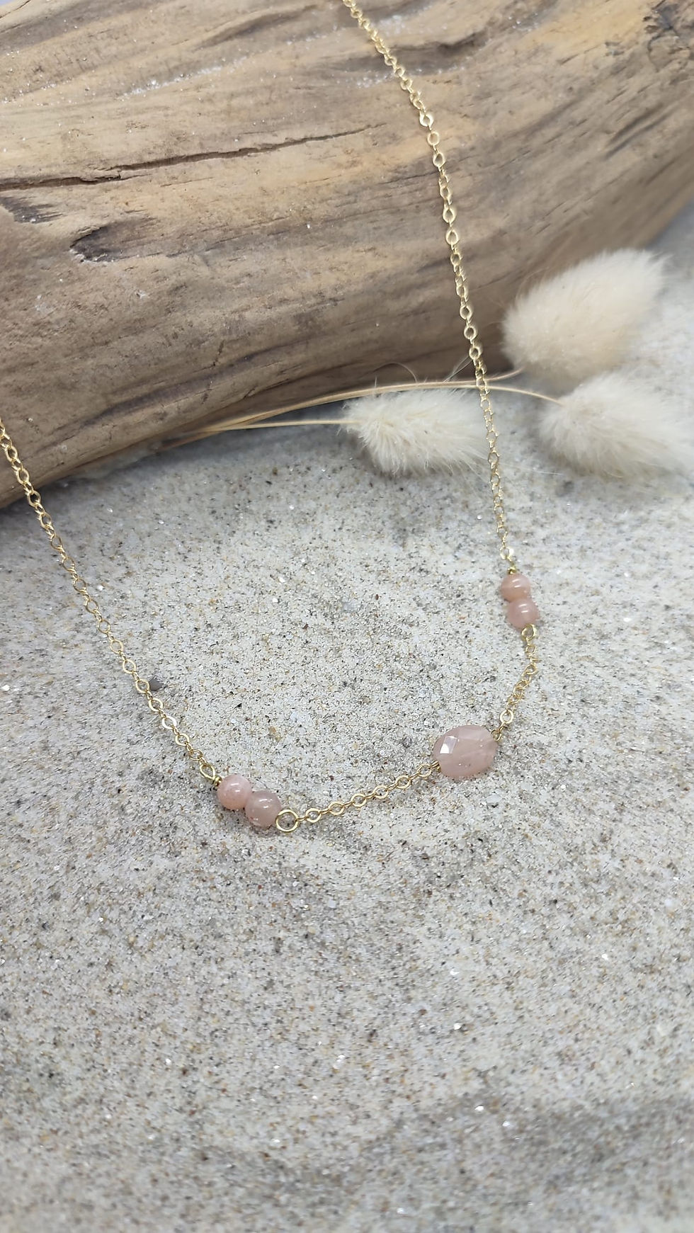 Collier pierre de soleil