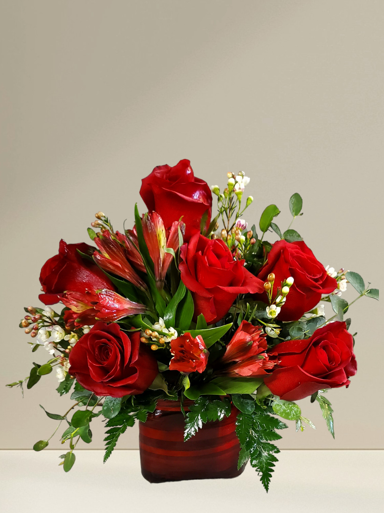 Deluxe Half Dozen Roses