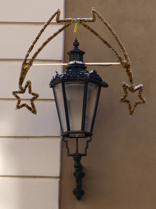 Picasa - Lampa, Praha
