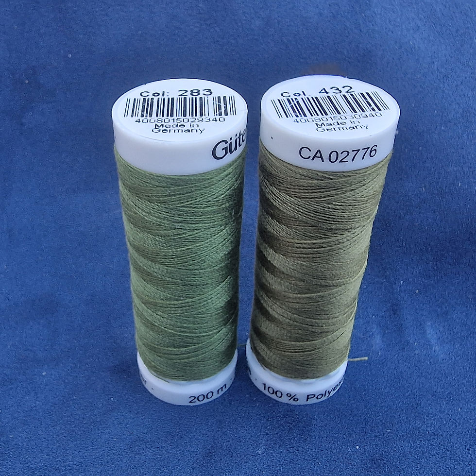 Miniature : Bobine de fil pour tout coudre 200m, polyester col 432