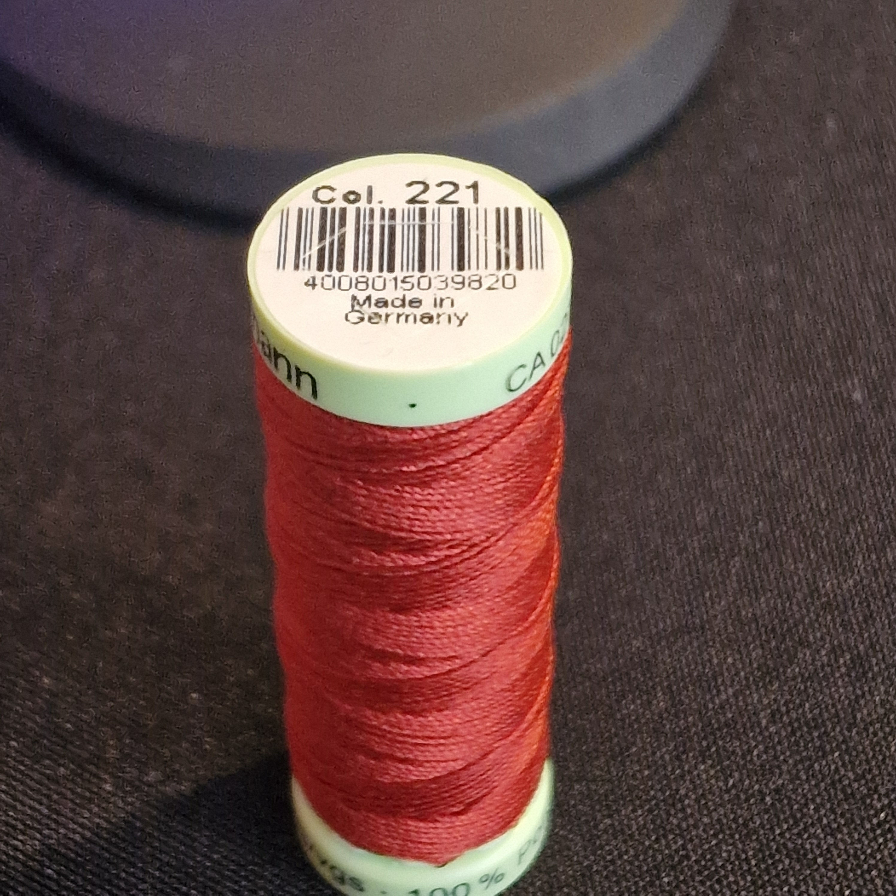 Bobine de fil "Très résistant" 30m, col 221