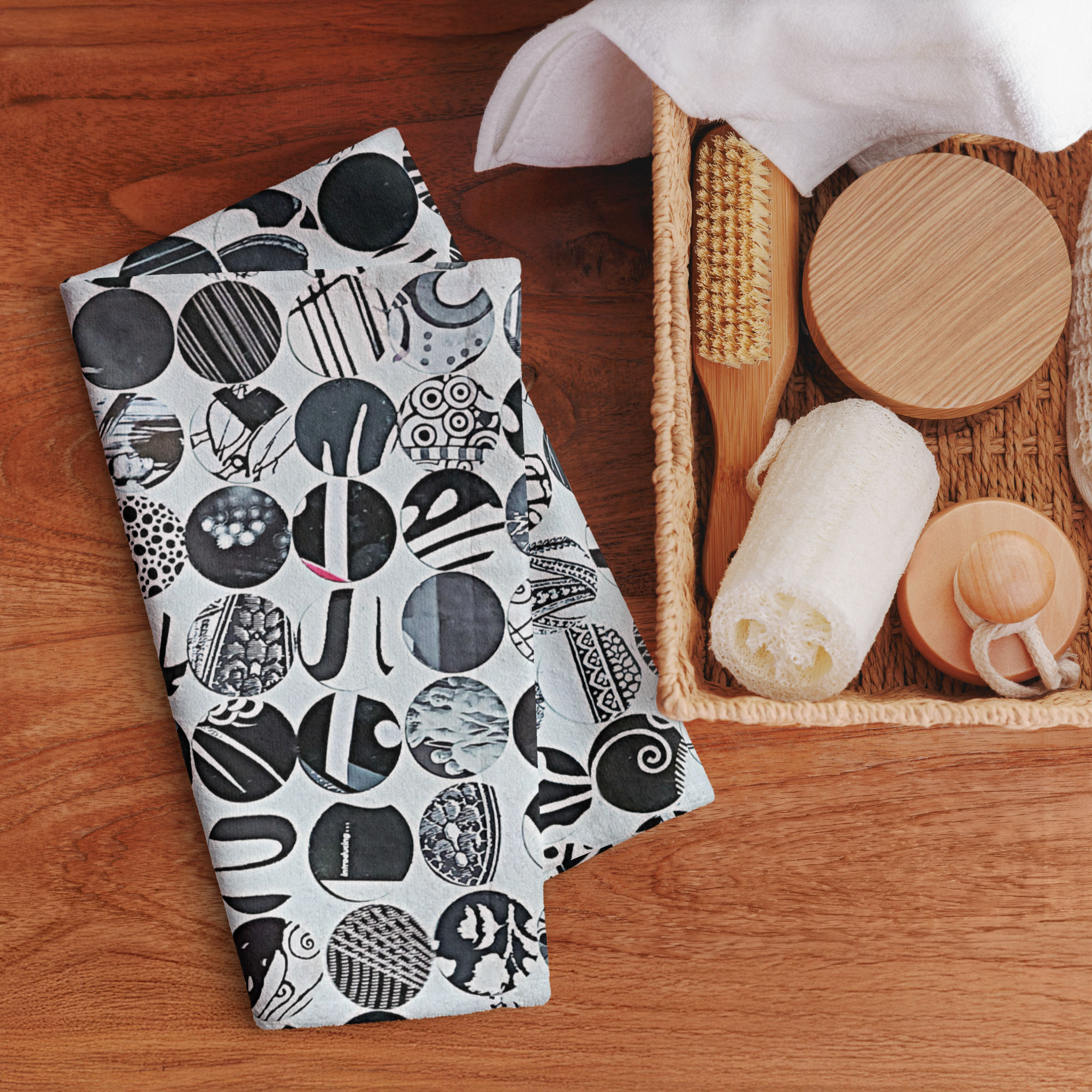 Black and White Echo Hand towel