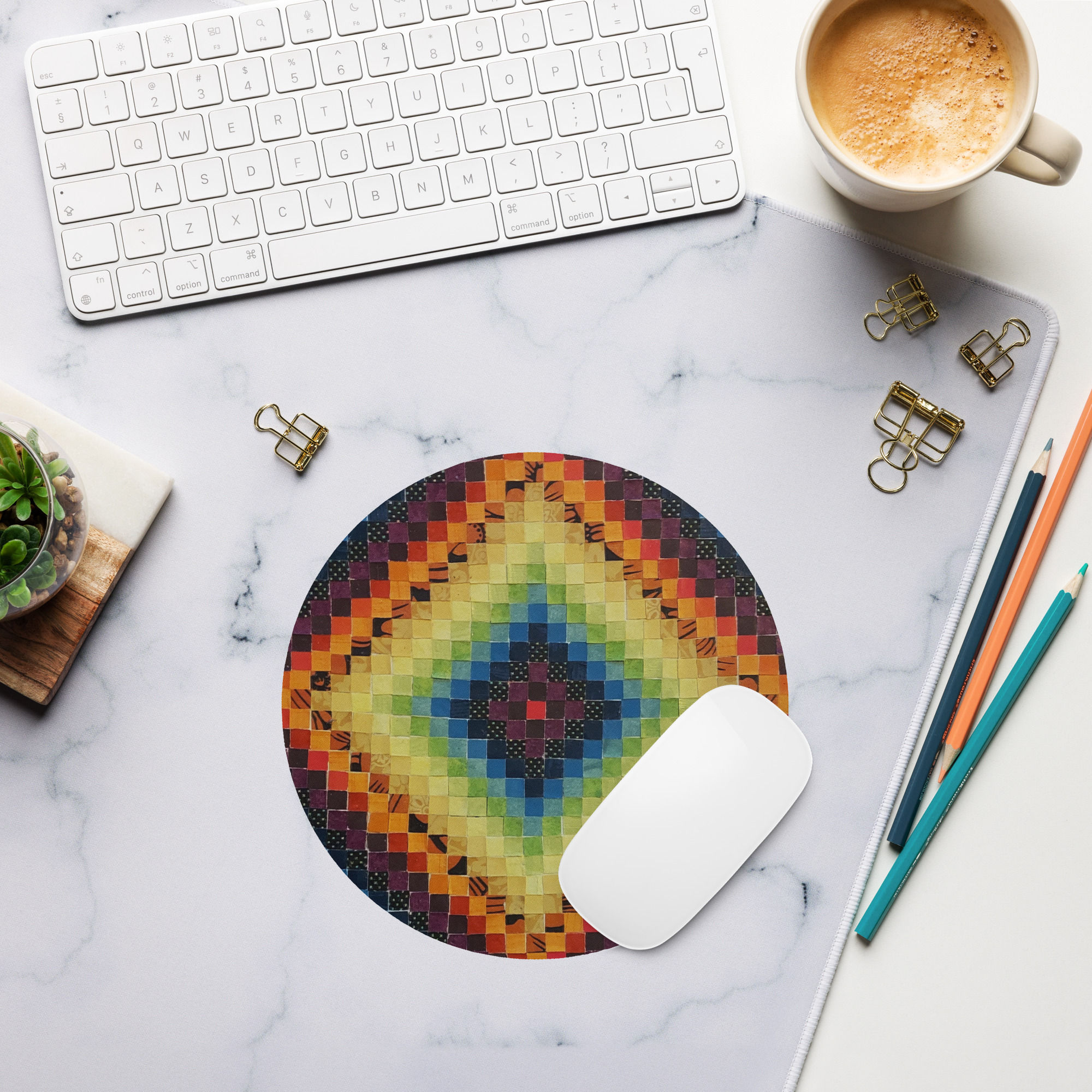 Fiesta Round mouse pad