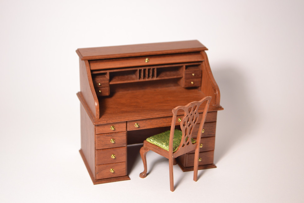 Thumbnail: Roll top writing desk