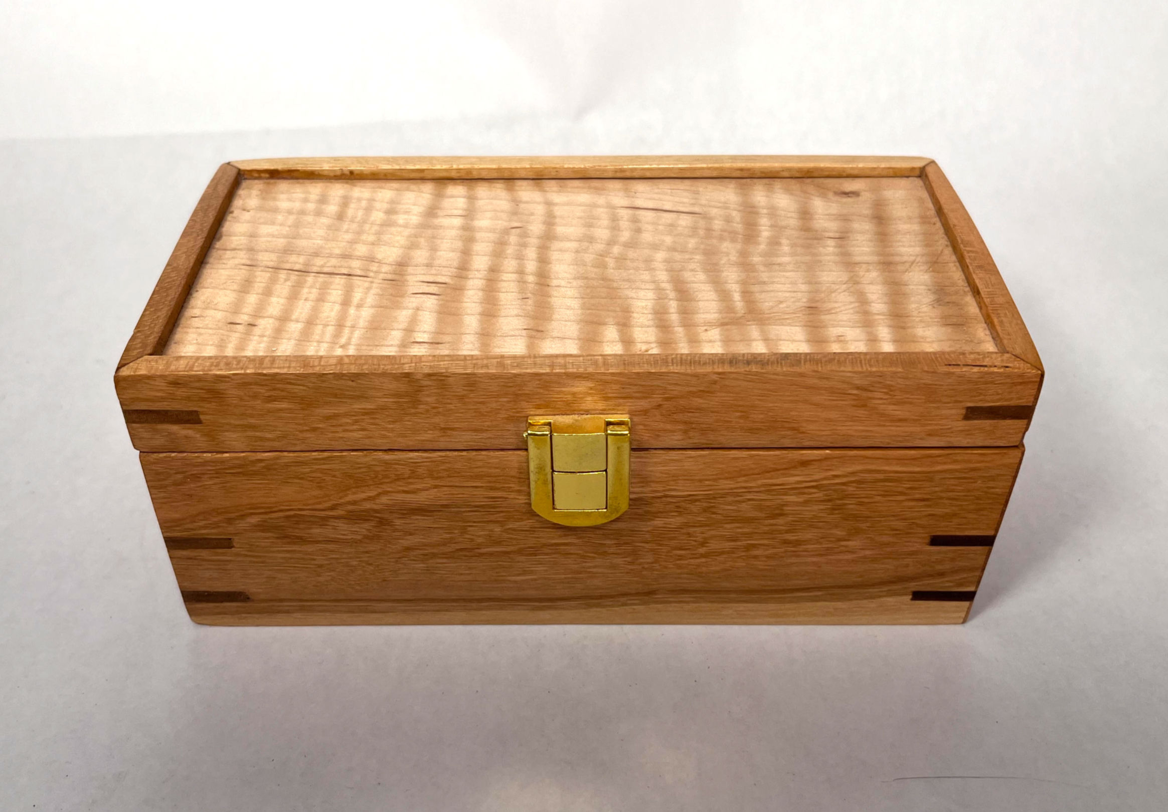 UB3 Cherry Box with Curly Maple Lid